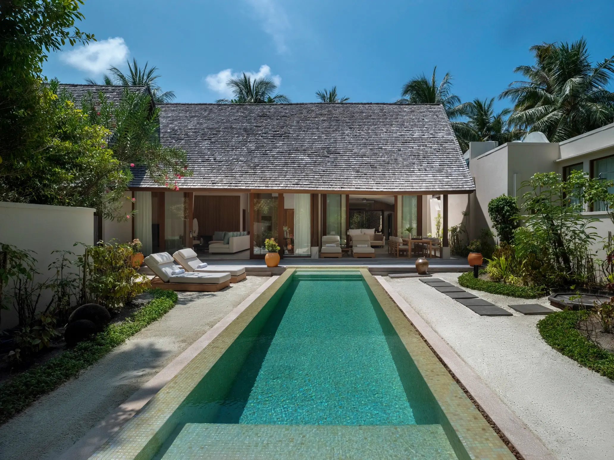 3 Bedroom Beach Suite with Pool
